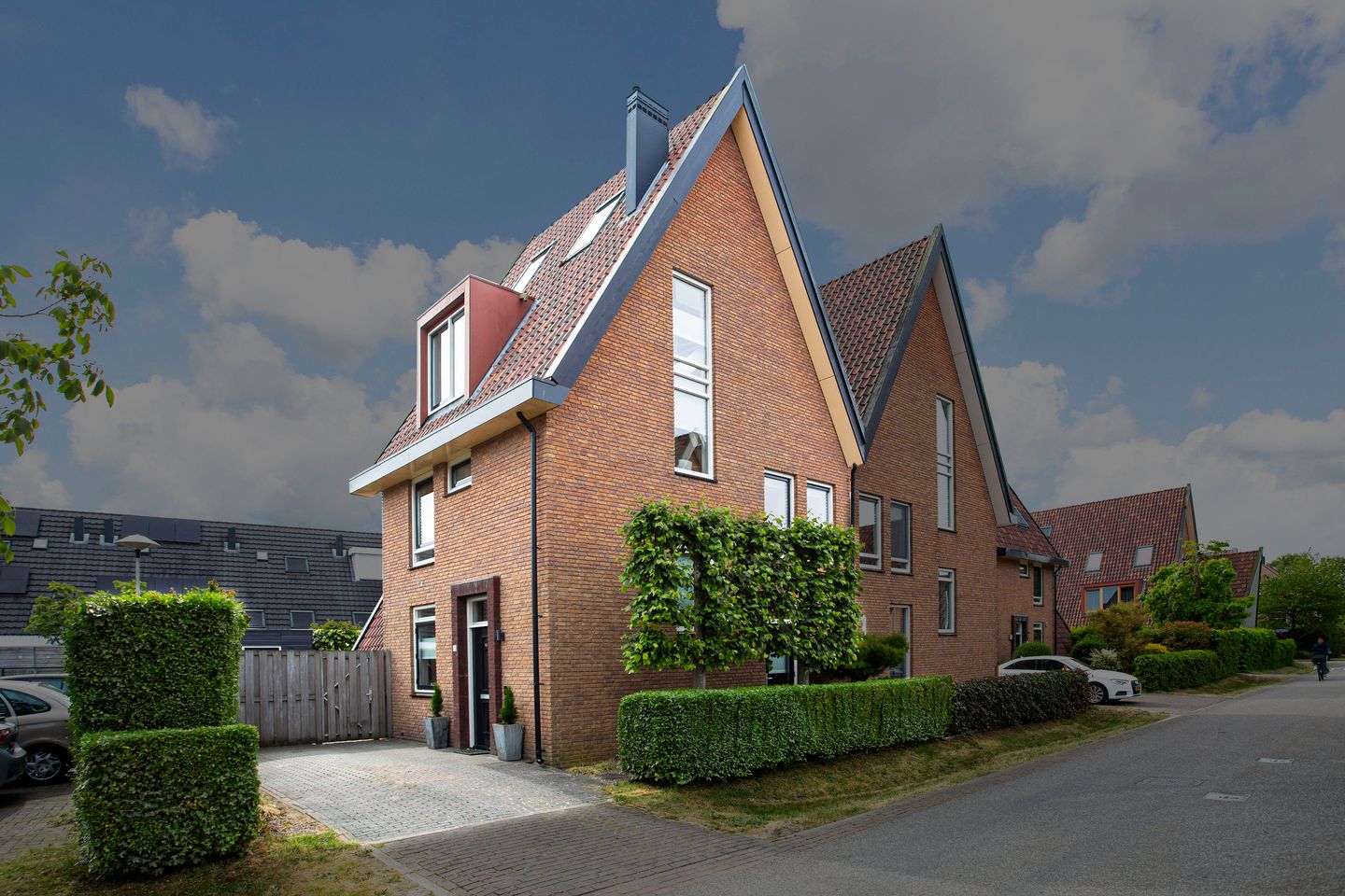 Foto 1 van Triumphperenlaan 28