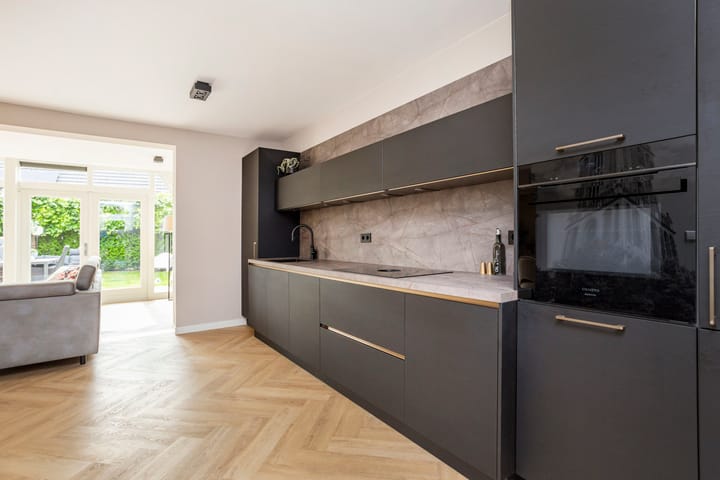 Foto 5 van Triumphperenlaan 28