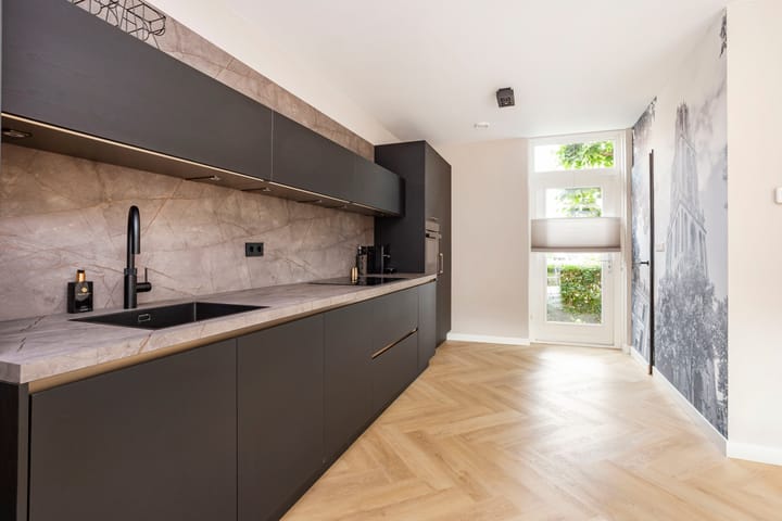 Photo 9 of Triumphperenlaan 28