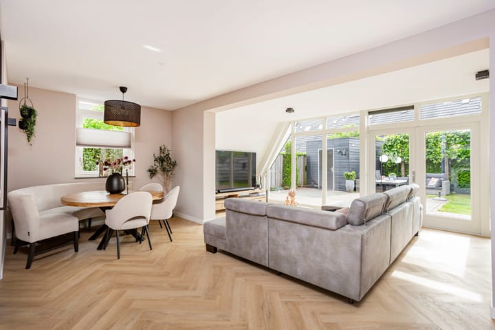 Photo 15 of Triumphperenlaan 28