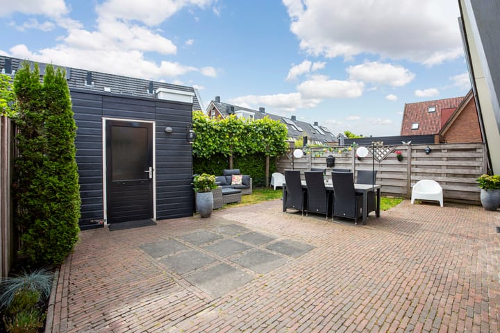 Photo 19 of Triumphperenlaan 28