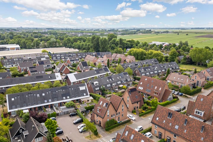 Photo 49 of Triumphperenlaan 28