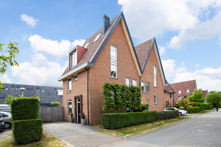 Photo 53 of Triumphperenlaan 28