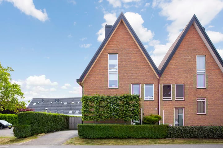 Photo 54 of Triumphperenlaan 28