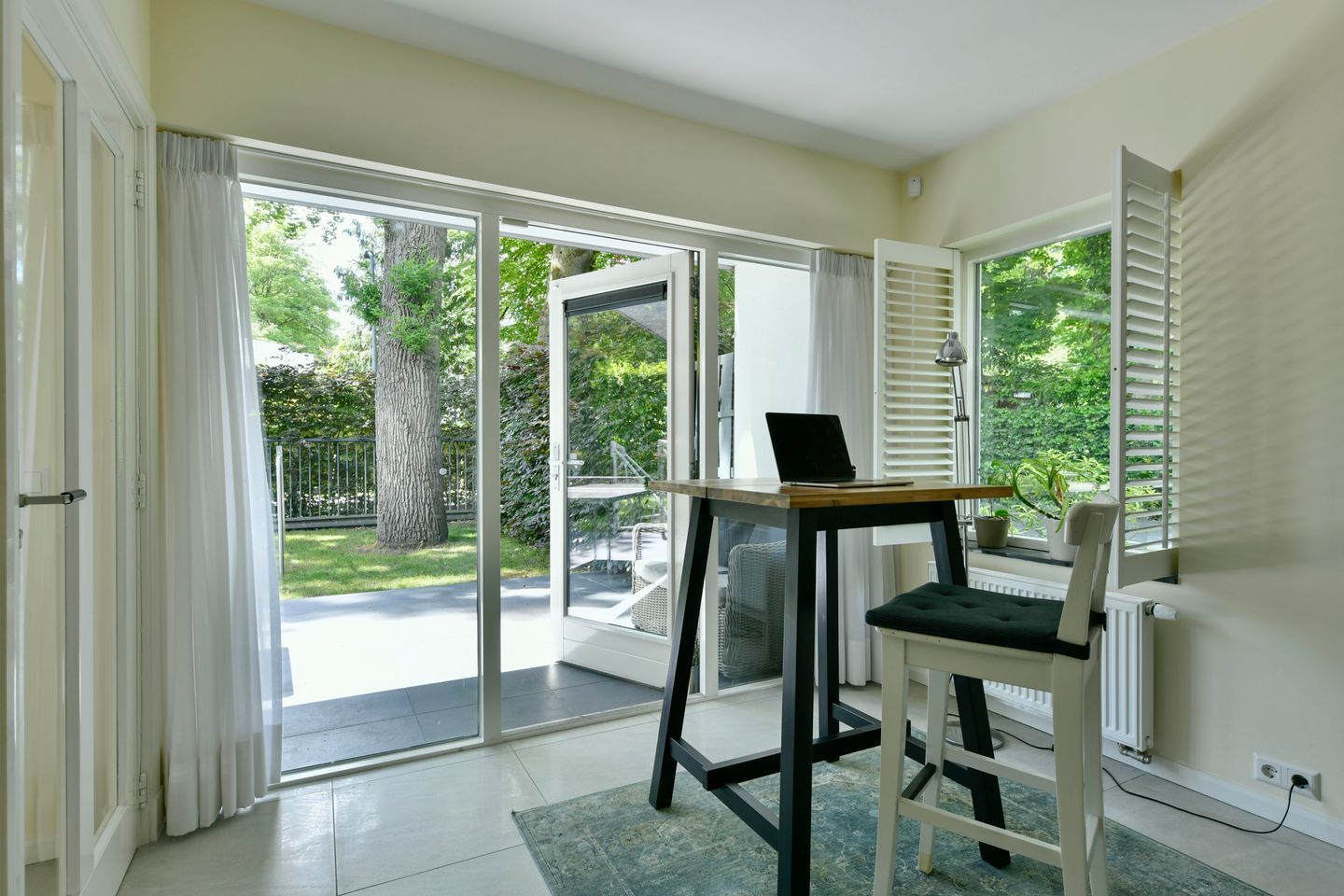 Foto 14 van Van Hengellaan 16