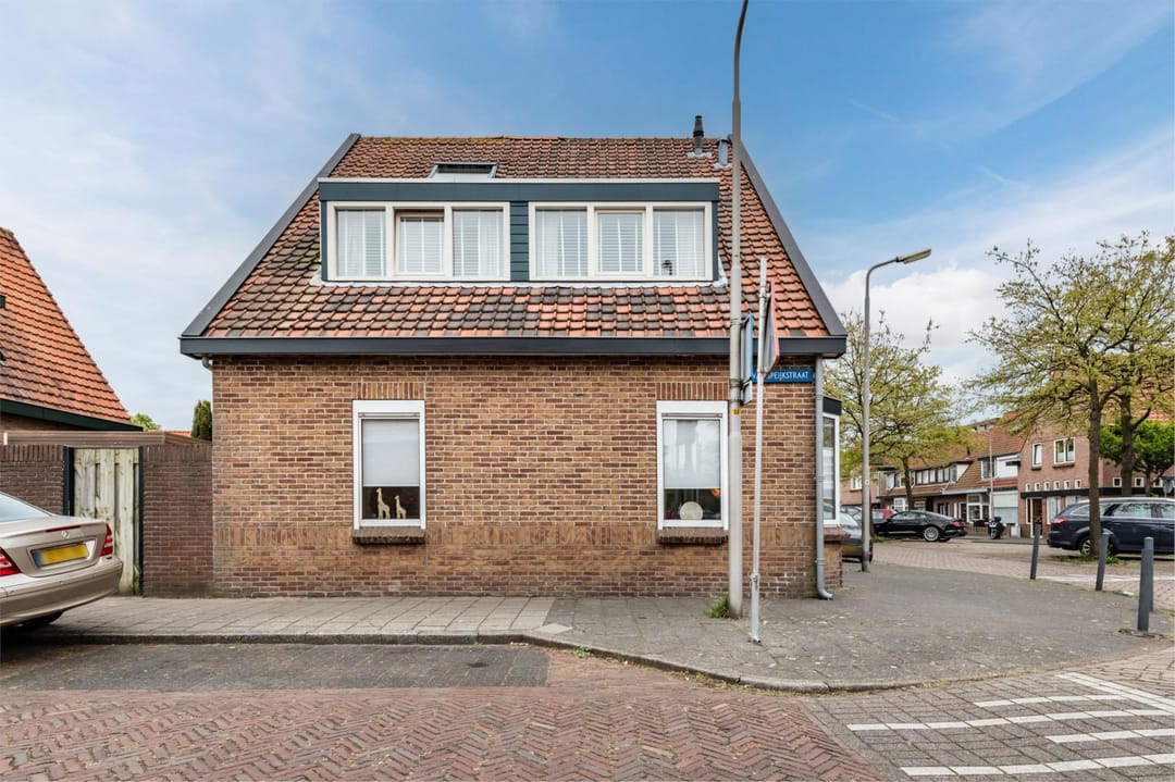 Foto 41 van Wijk aan Zeeërweg 38