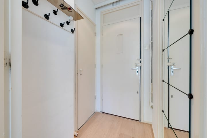 Foto 8 van Van Nijenrodeweg 736