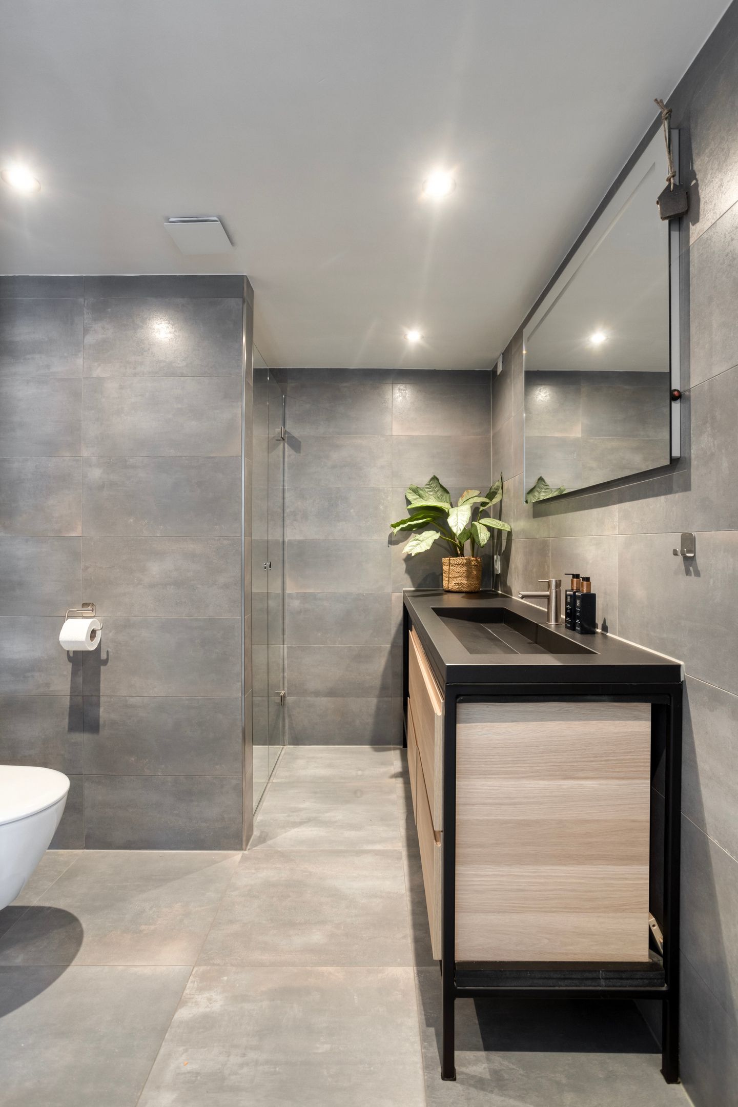 Foto 27 van 2e Wormenseweg 24