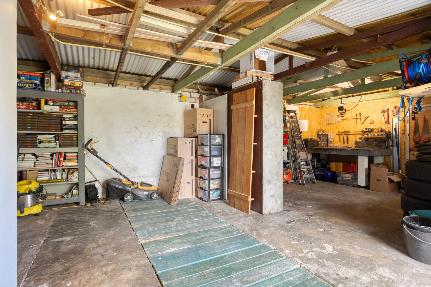 Foto 44 van 2e Wormenseweg 24