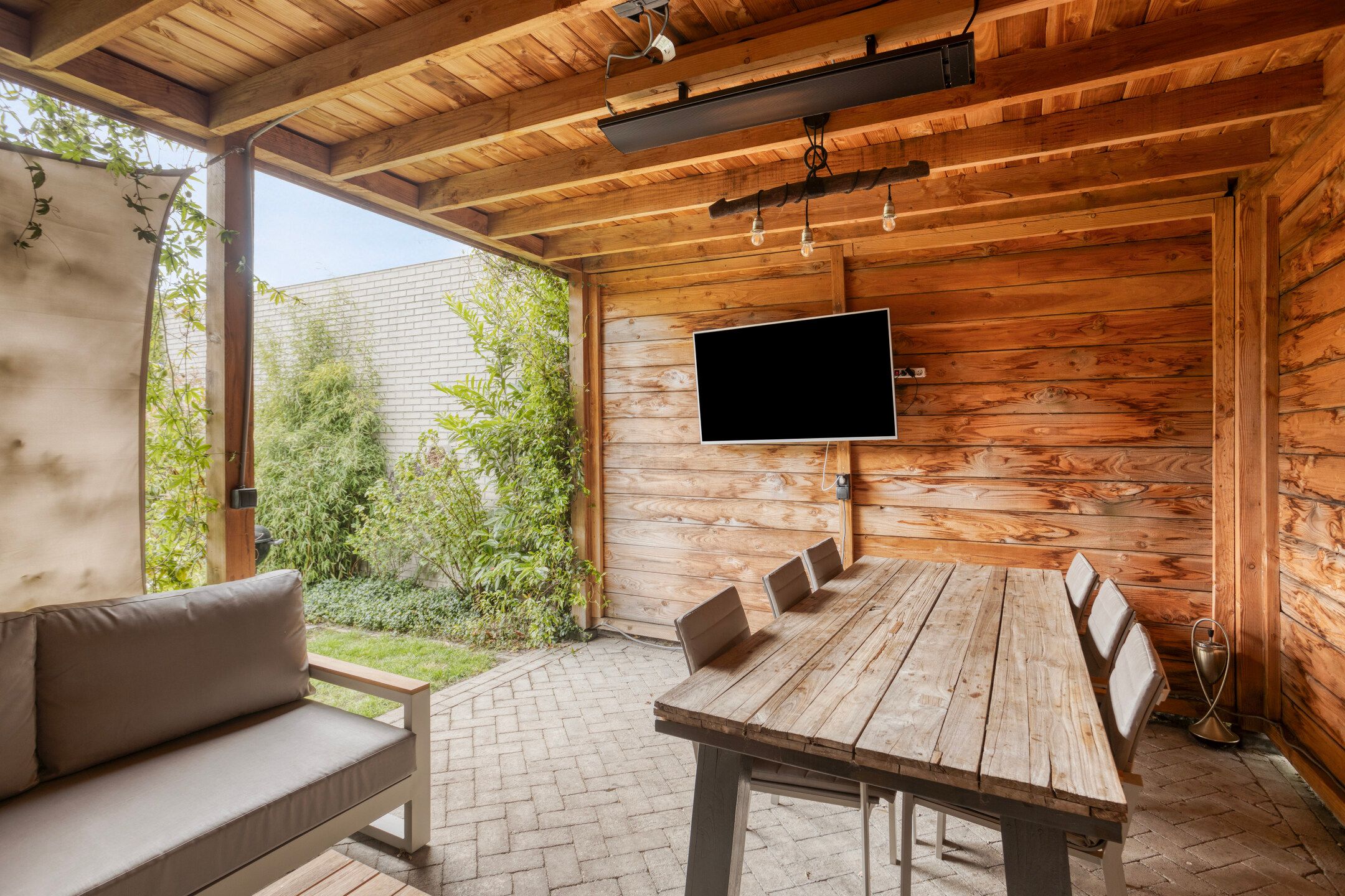 Foto 39 van 2e Wormenseweg 24