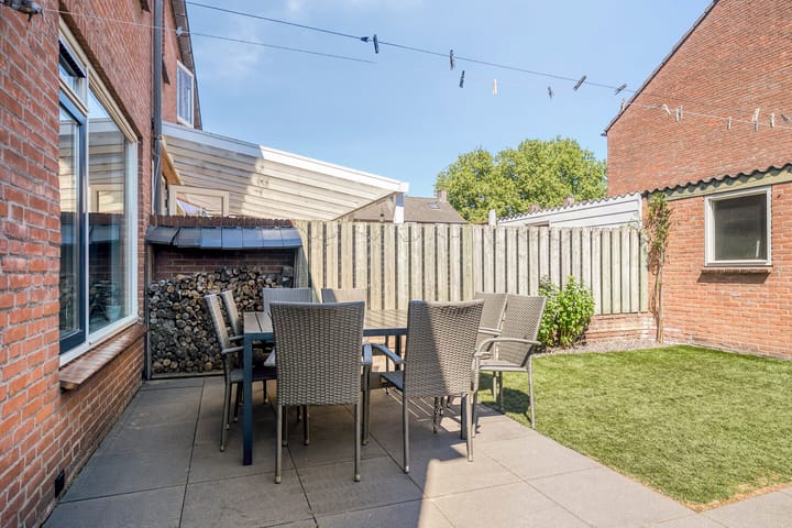 Foto 21 van Van den Boogaardstraat 30