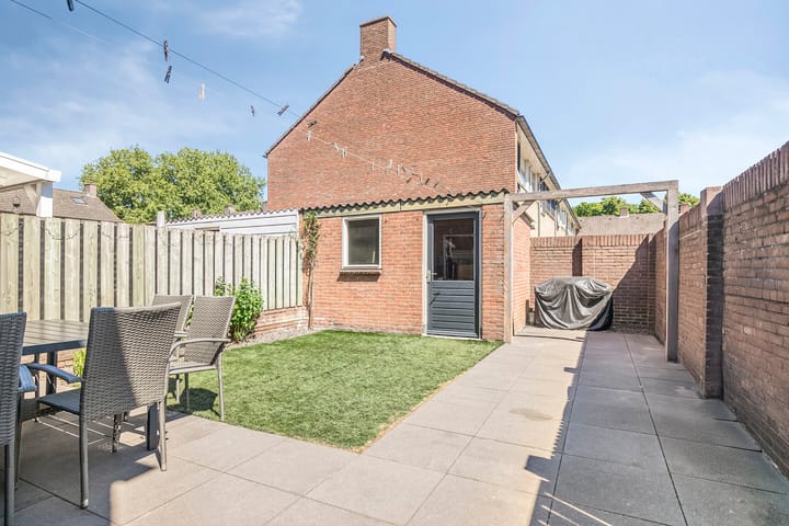 Foto 22 van Van den Boogaardstraat 30