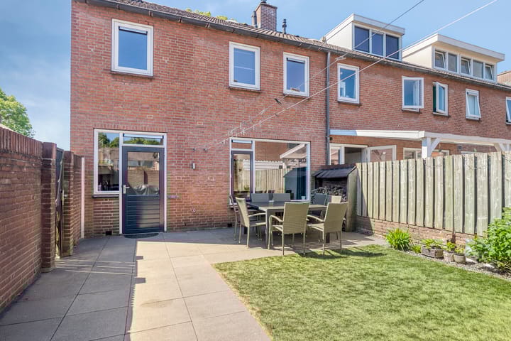 Foto 23 van Van den Boogaardstraat 30