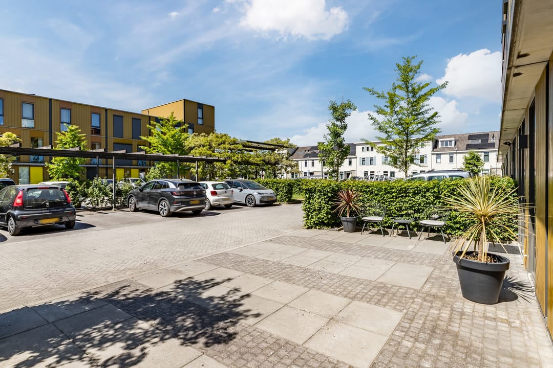 Foto 7 van Renoirhof 12