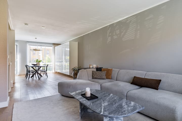 Foto 35 van Renoirhof 12