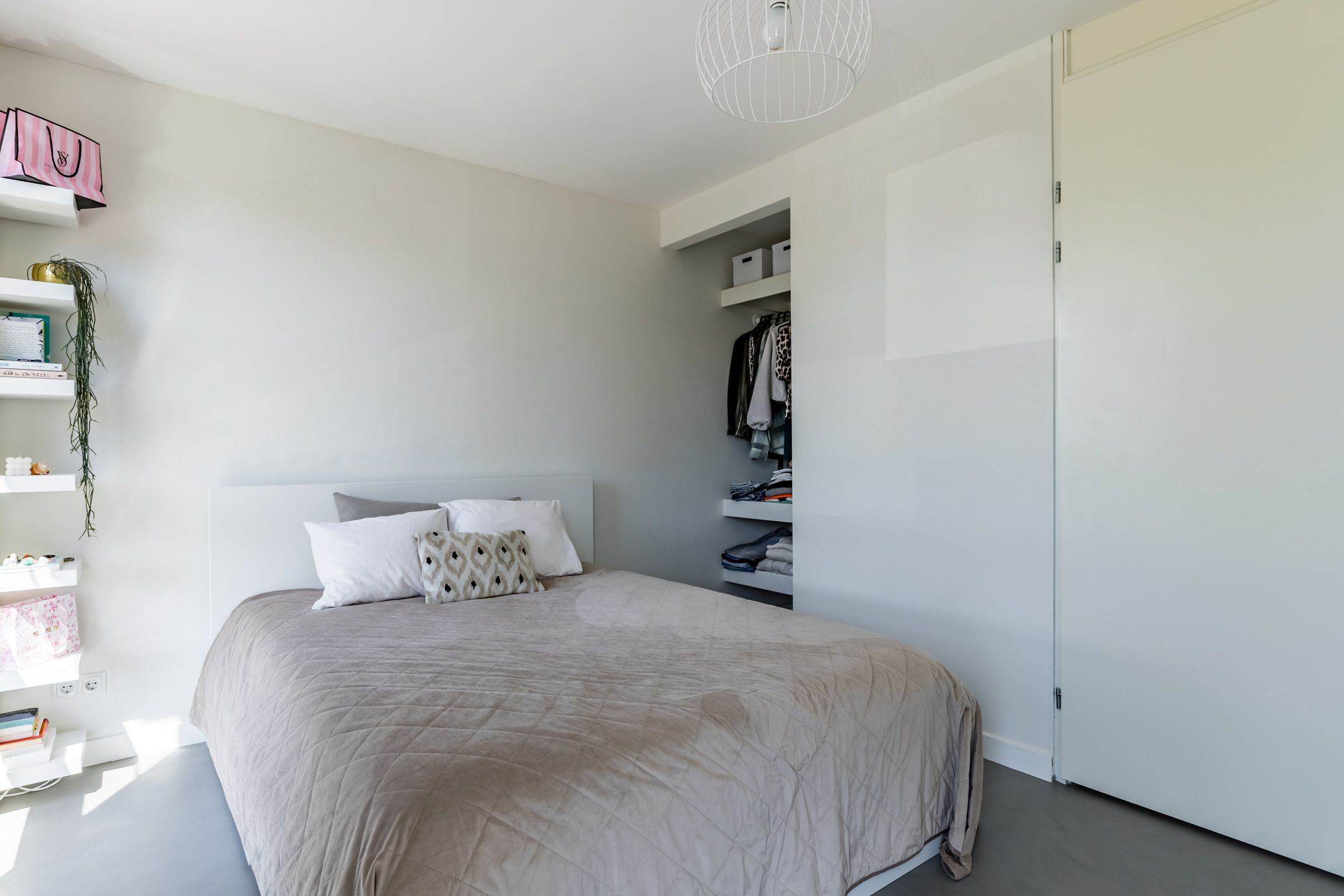 Foto 42 van Renoirhof 12