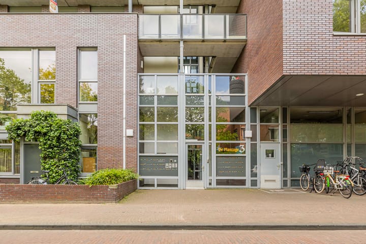 Photo 30 of Friesestraat 59