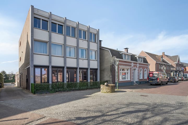 View photo of Markt 15