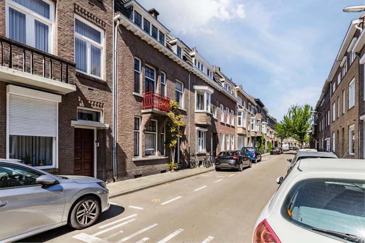 Photo 2 of Sint Nicolaasstraat 60