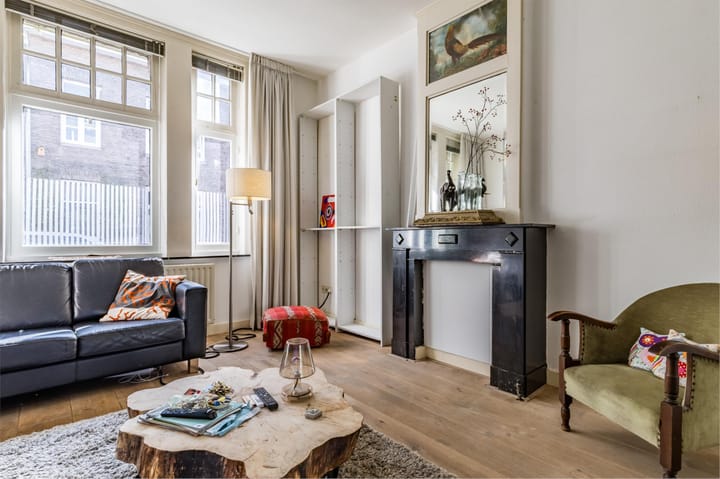 Photo 4 of Sint Nicolaasstraat 60