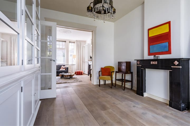 Photo 10 of Sint Nicolaasstraat 60