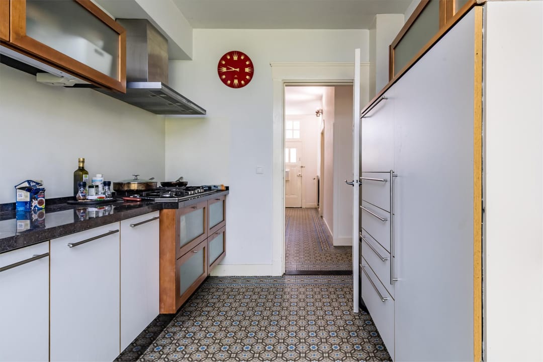 Photo 16 of Sint Nicolaasstraat 60