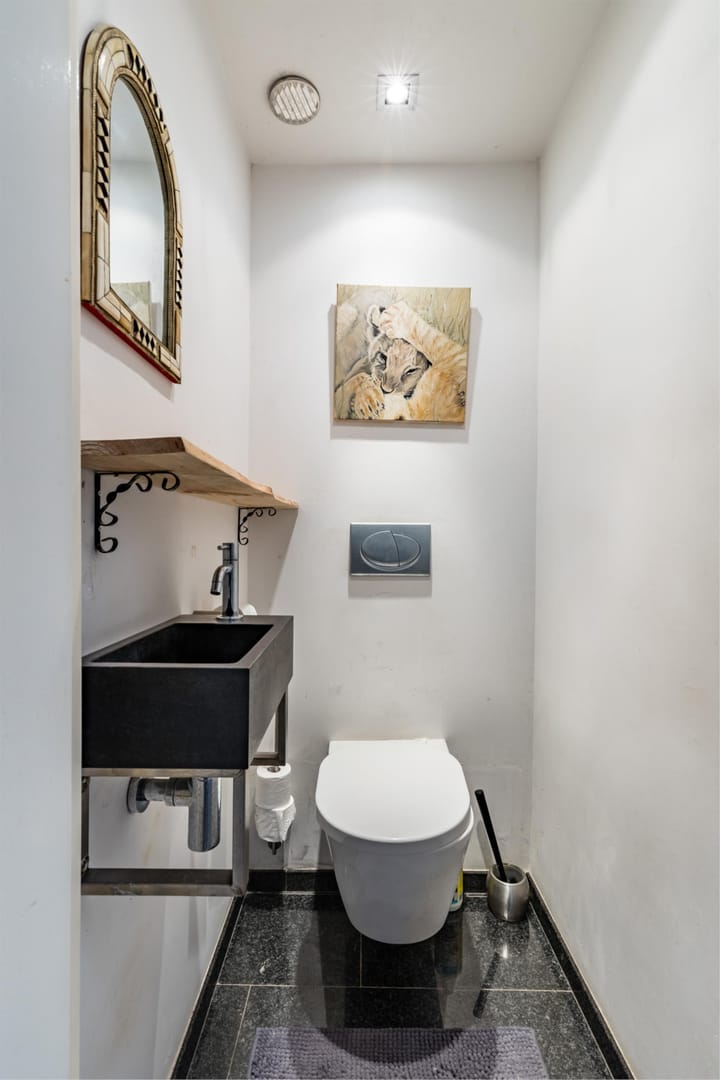 Photo 21 of Sint Nicolaasstraat 60