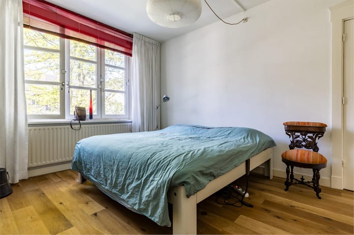 Photo 25 of Sint Nicolaasstraat 60