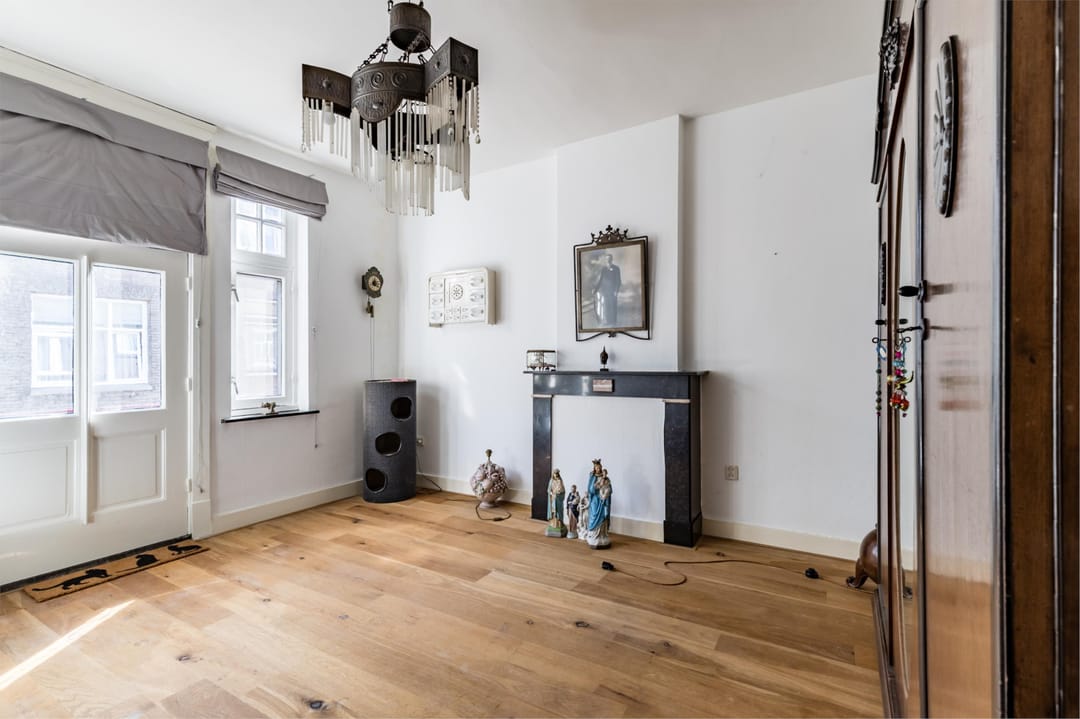 Photo 26 of Sint Nicolaasstraat 60