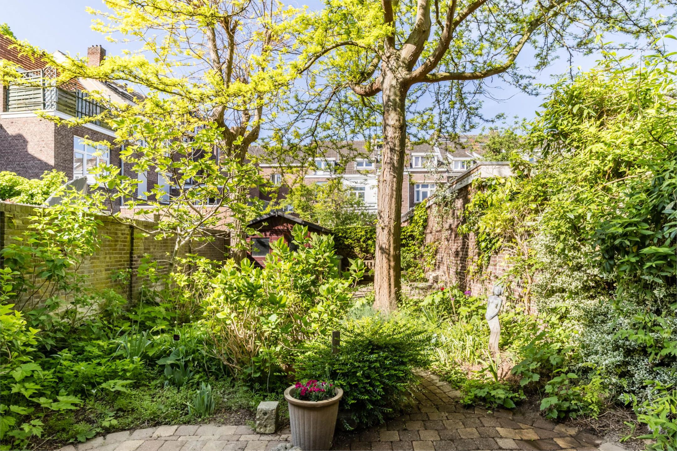 Photo 45 of Sint Nicolaasstraat 60