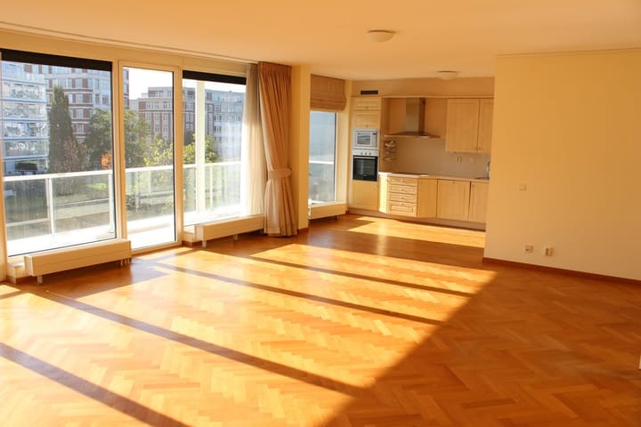 Foto 3 van Burgemeester De Monchyplein 276