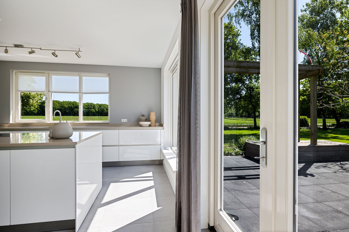 Photo 14 of Elperstraat 8