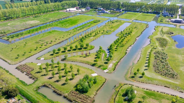 Foto 10 van Ambachtsheerenlaan 5