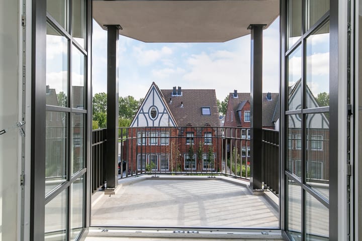 Foto 5 van Charles Brandonlaan 79