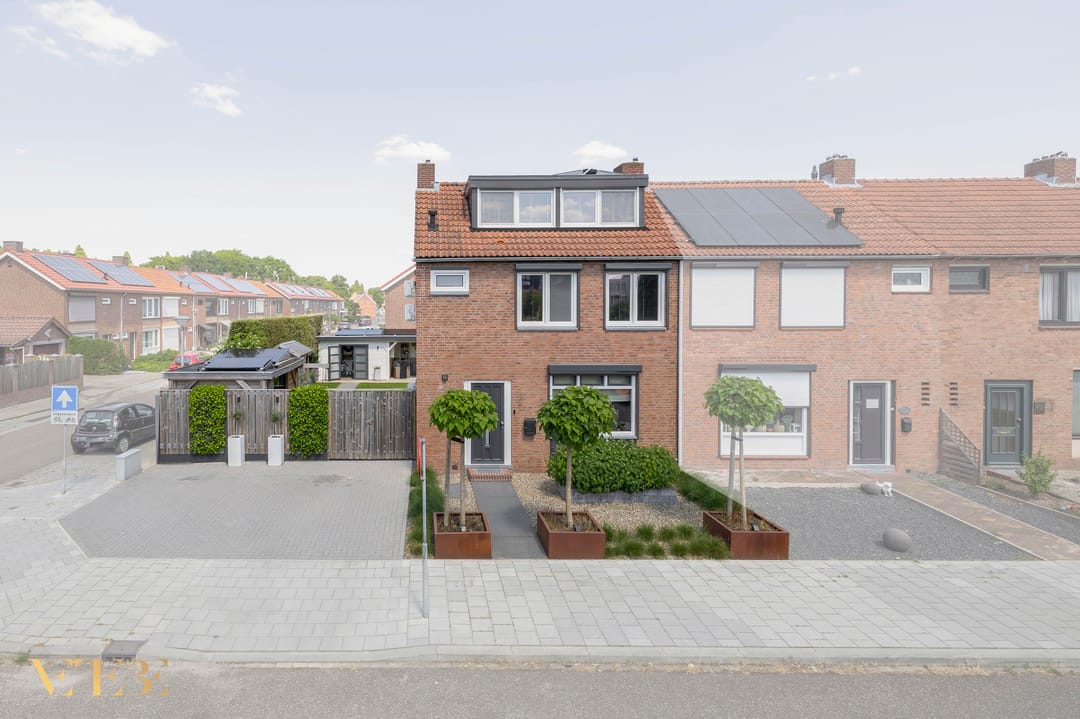 Foto 1 van von Hundtstraat 19