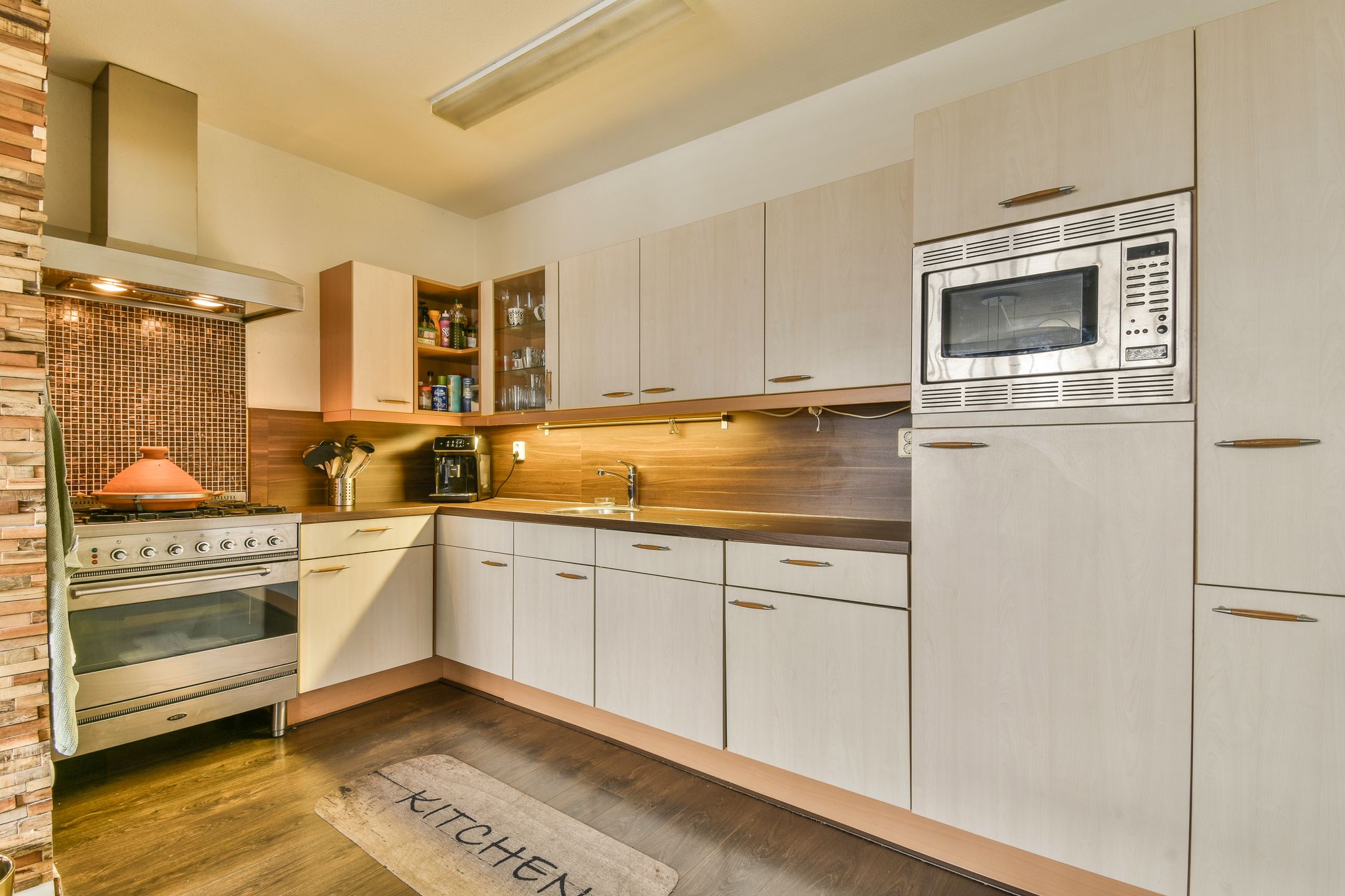 Foto 6 van Leusdenhof 82