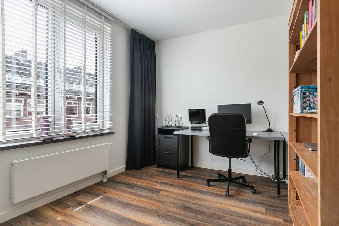 Photo 16 of Nolensstraat 31-B02