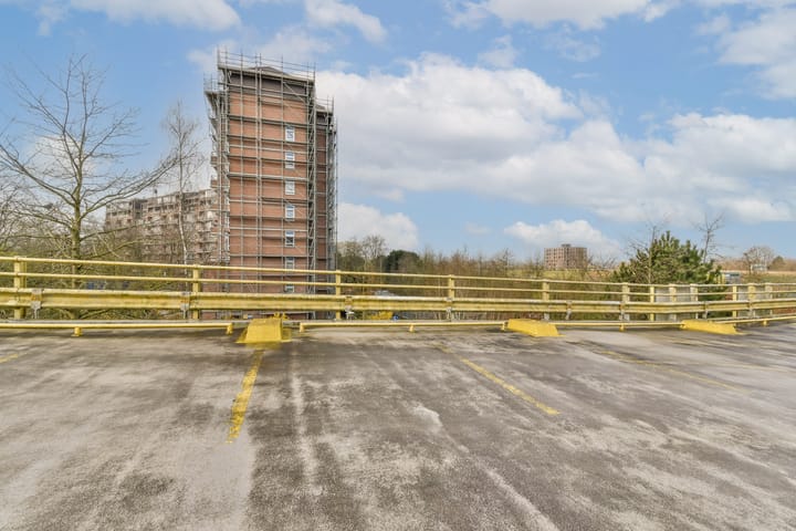 Foto 16 van Leusdenhof 82