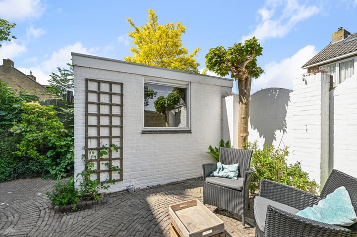 Foto 37 van Kamillestraat 14