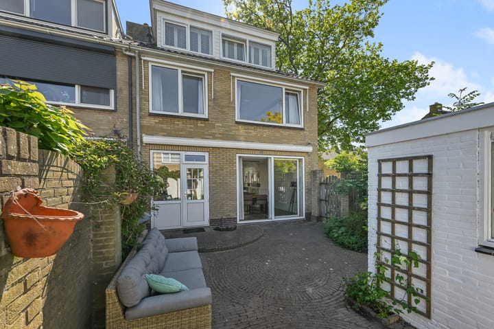 Foto 38 van Kamillestraat 14