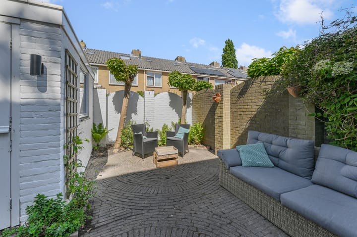 Foto 41 van Kamillestraat 14