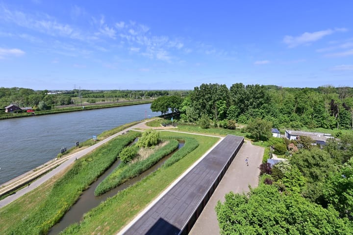 Foto 13 van Joh. Poststraat 109