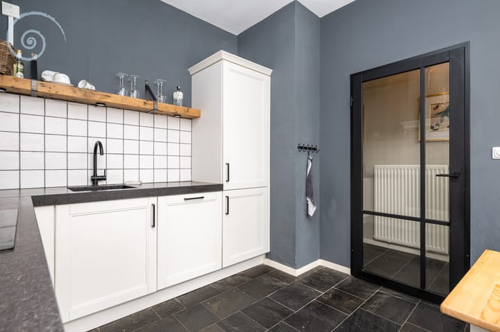 Photo 8 of Pieterstraat 40-A