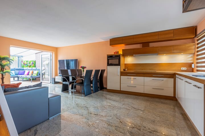 Foto 4 van Fossielenerf 692