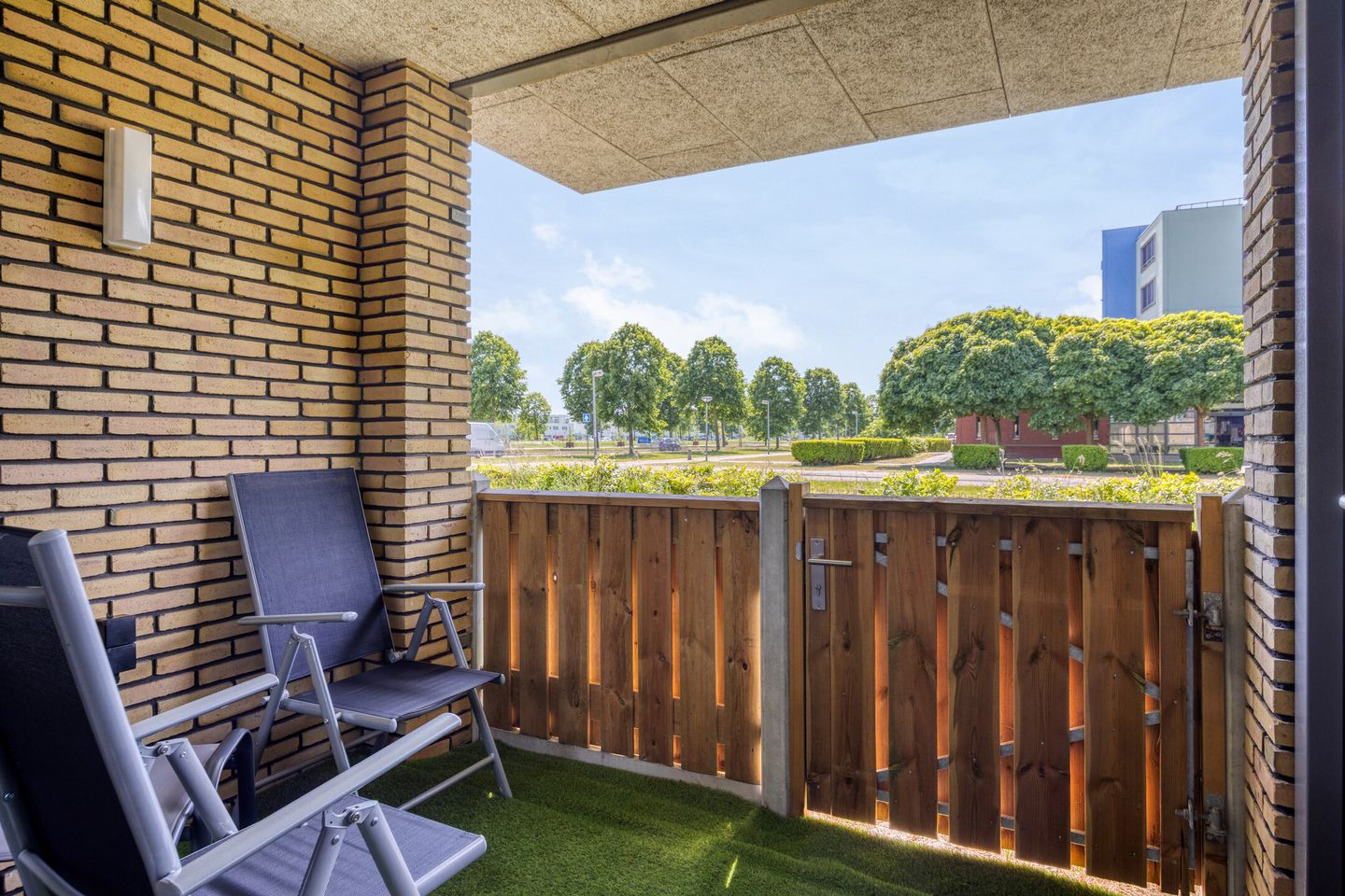 Foto 1 van Makassarweg 1-C