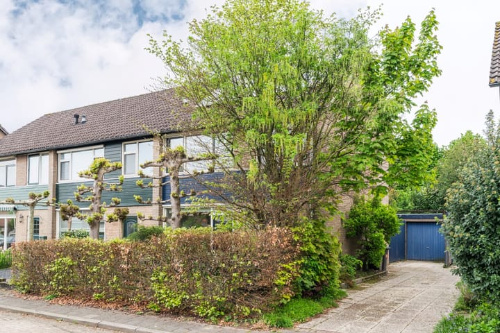 Foto 1 van Vincent van Goghstraat 6