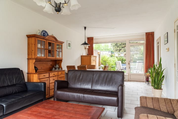 Foto 2 van Vincent van Goghstraat 6