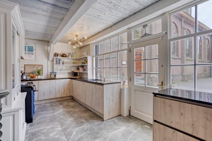 Photo 3 of Kerkbuurt 144