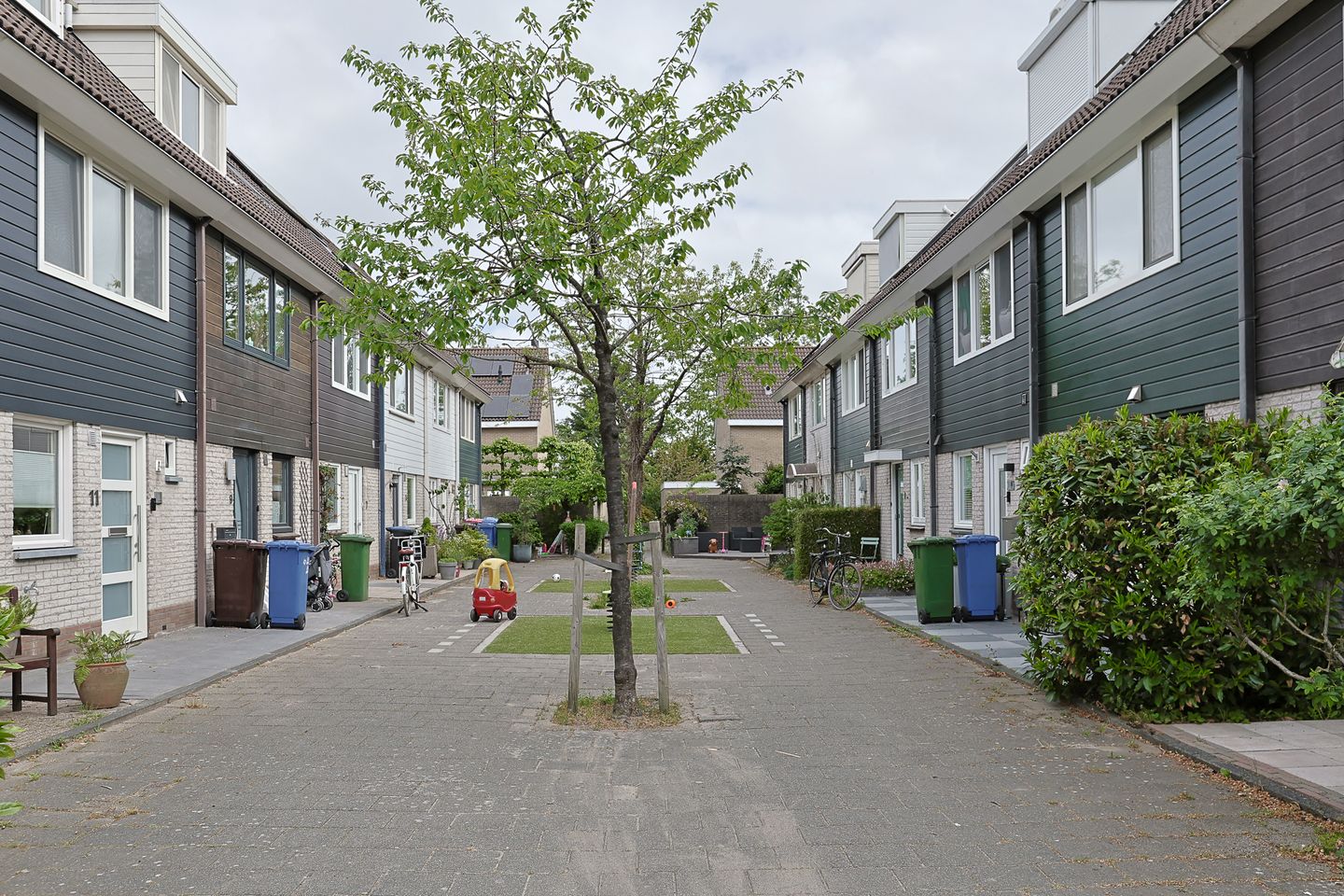 Foto 4 van Betsy Perkstraat 16