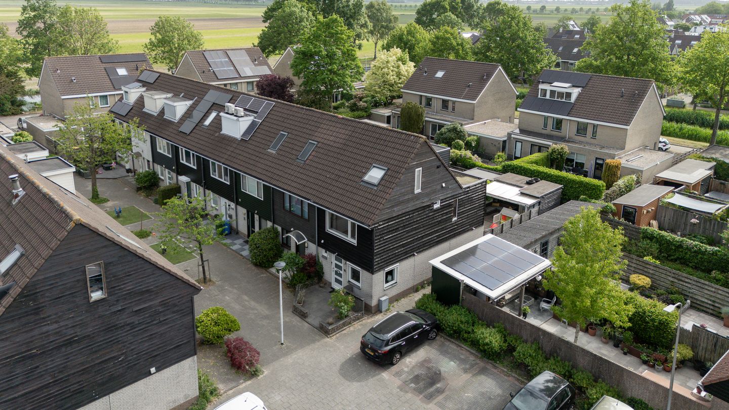 Foto 5 van Betsy Perkstraat 16